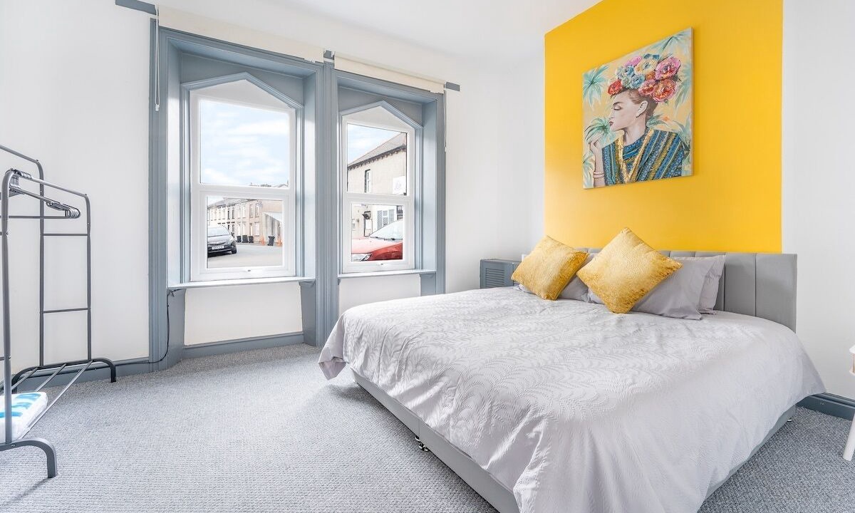 Photo of Bedroom in Newport