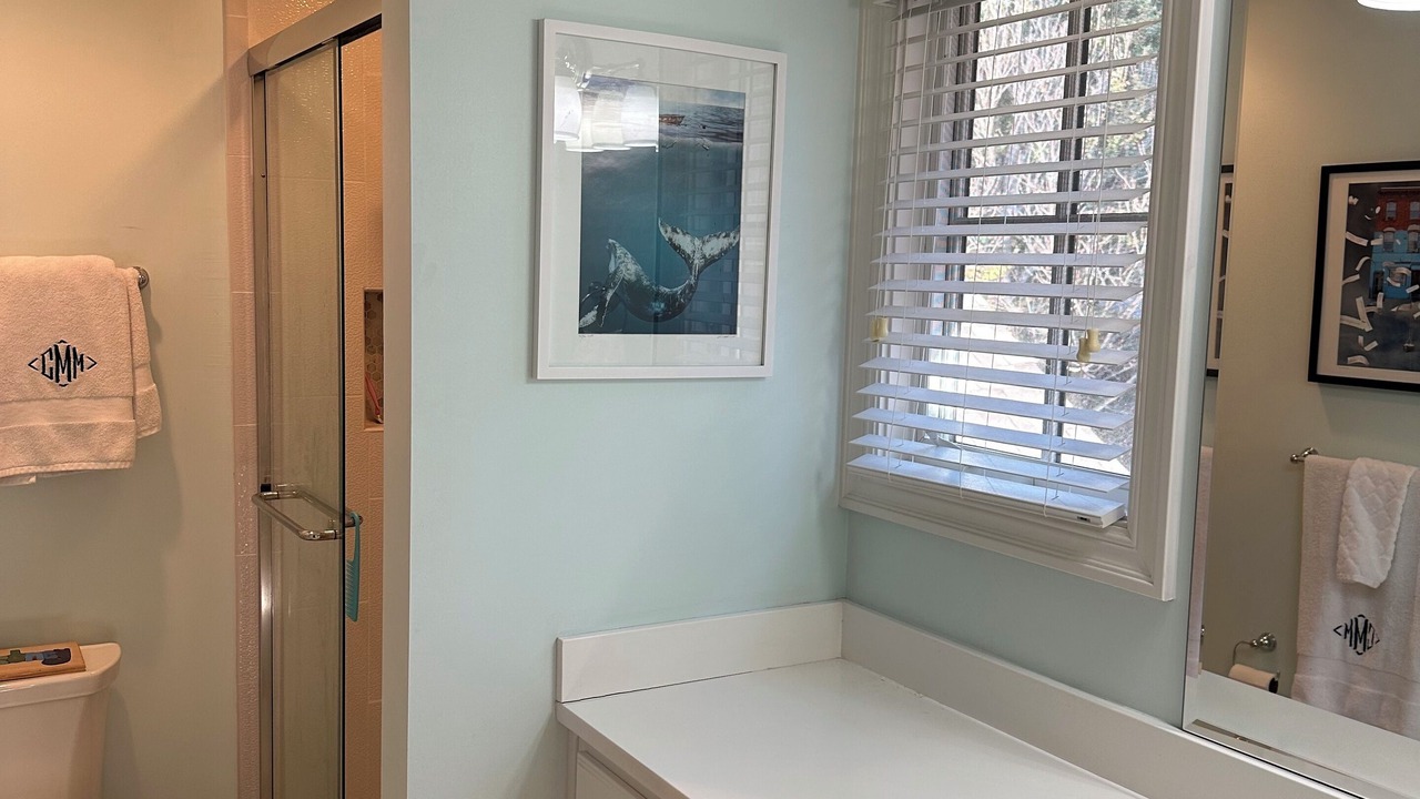 Photo of Bathroom in Fairway