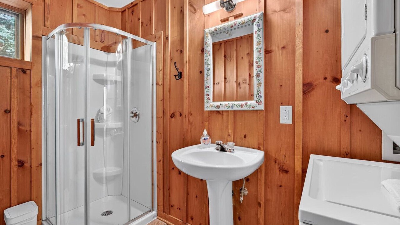 Photo of Bathroom in Lac Superieur Village