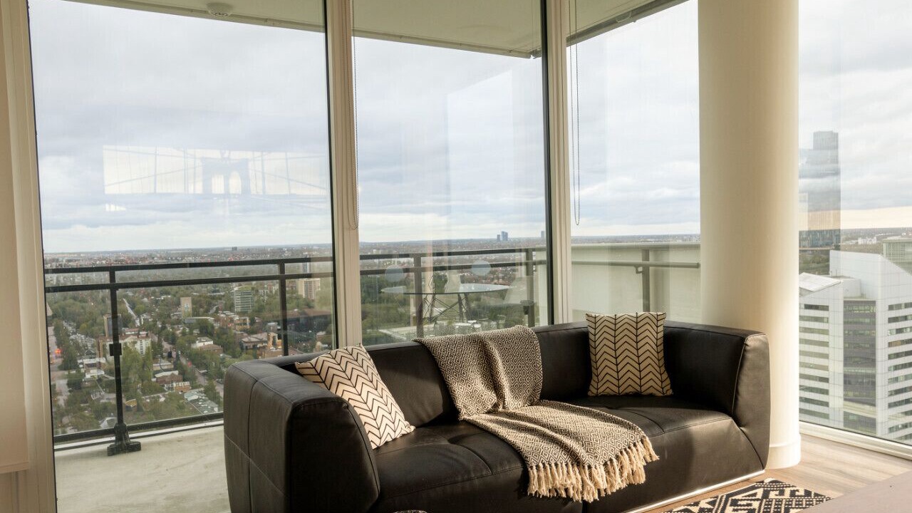 Photo of Livingroom in Willowdale