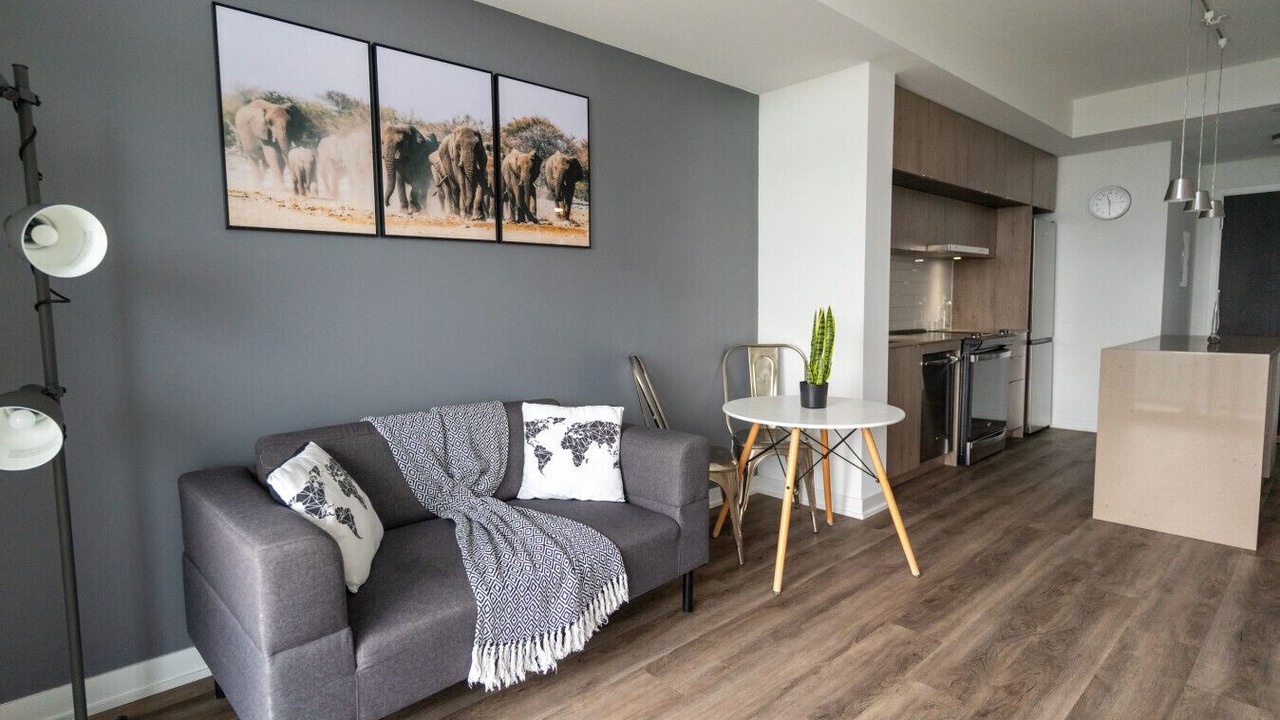 Photo of Livingroom in Willowdale