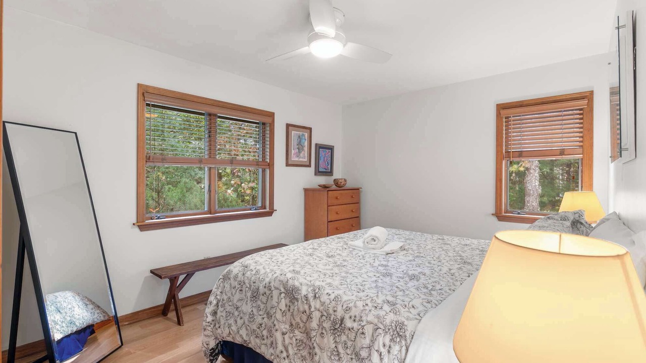 Photo of Bedroom in Campground Landing