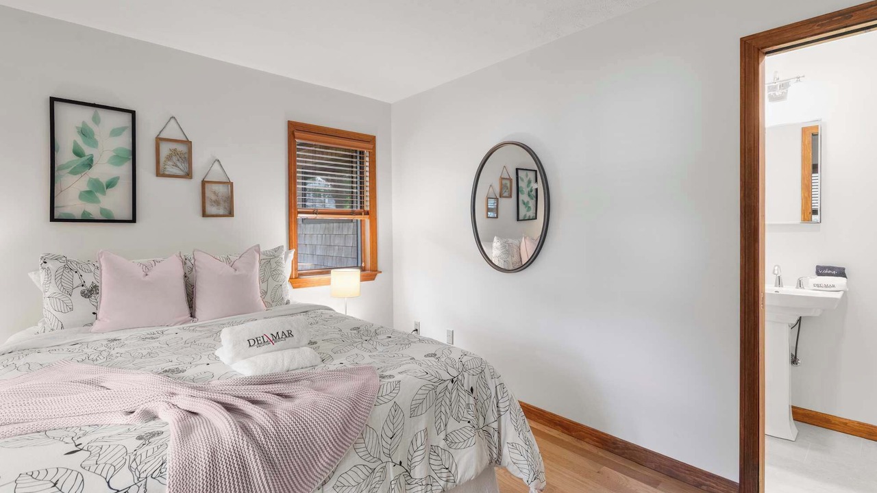 Photo of Bedroom in Campground Landing