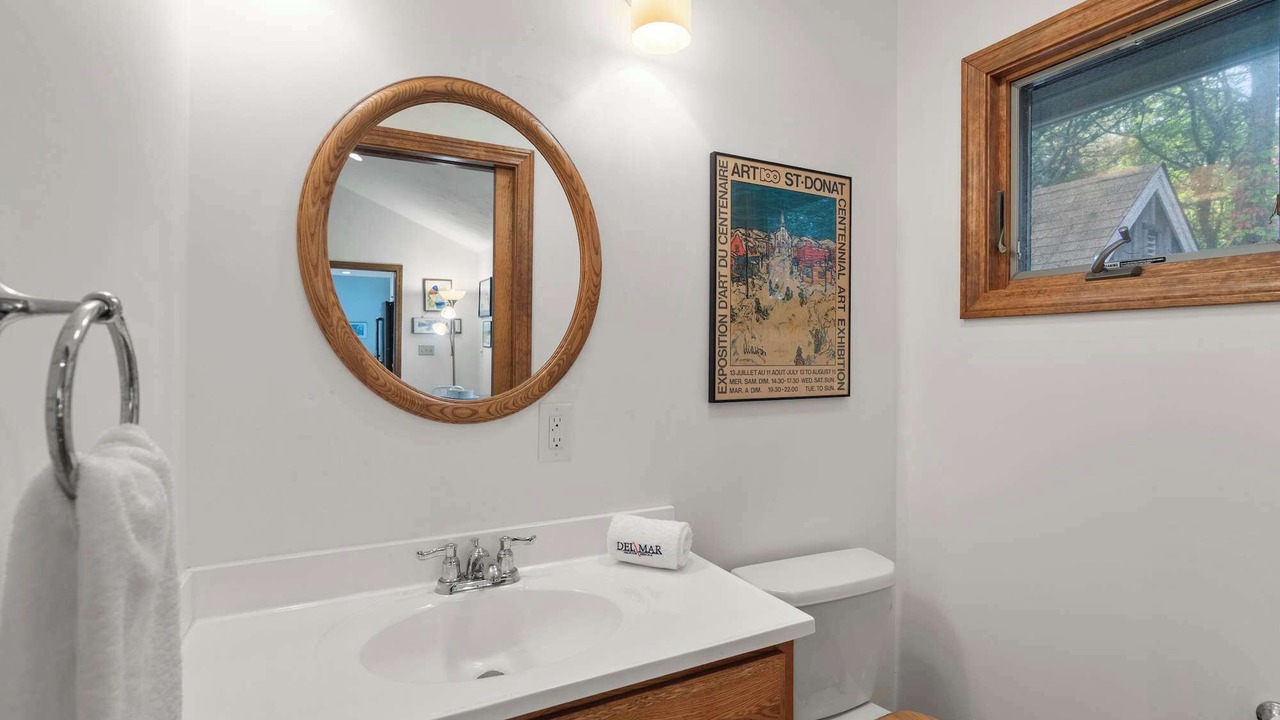 Photo of Bathroom in Campground Landing