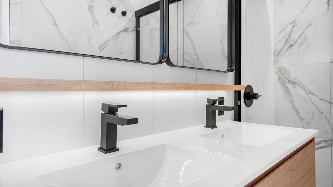 Photo of Bathroom in Greenpoint