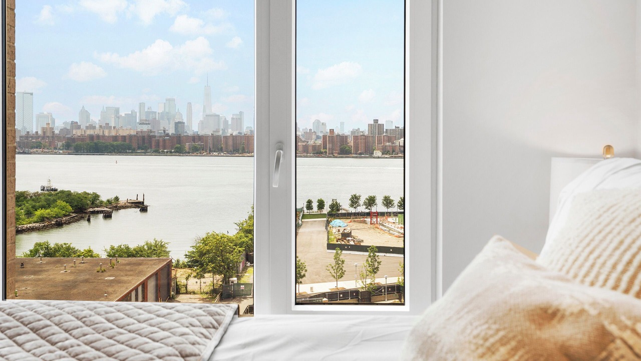 Photo of Bedroom in Greenpoint