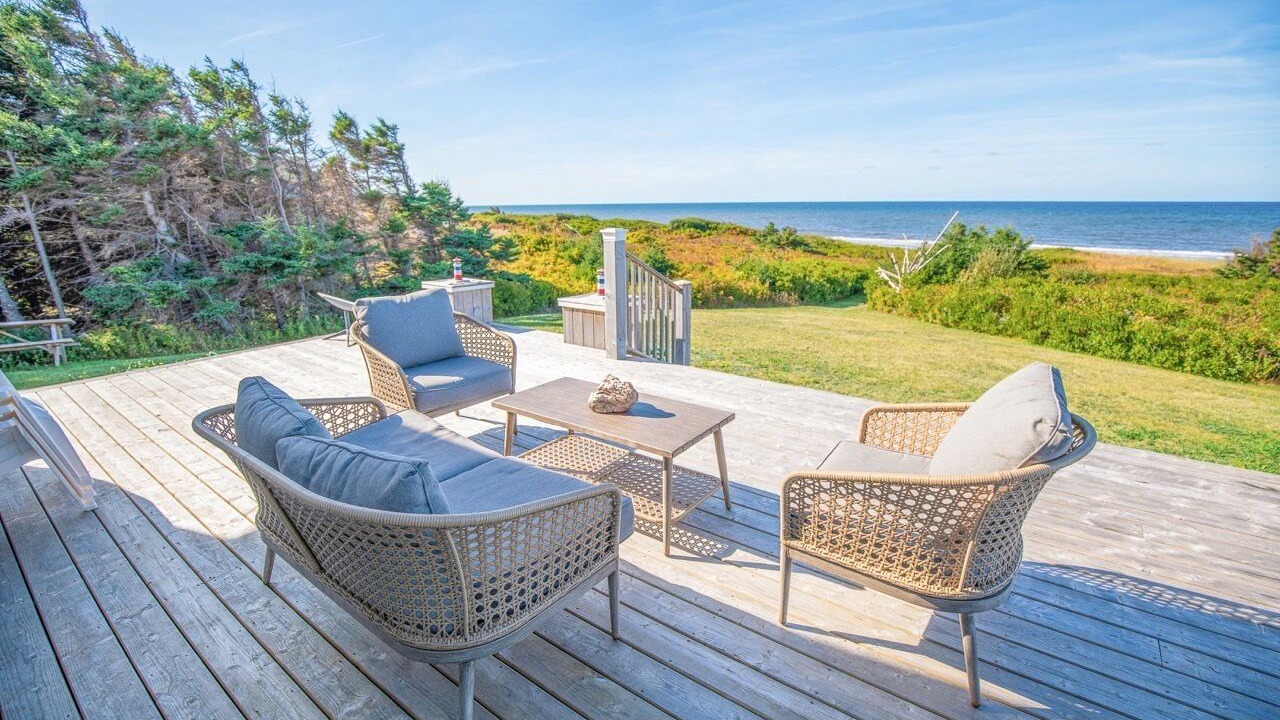 Photo of Patio Balcony in Cable Head East