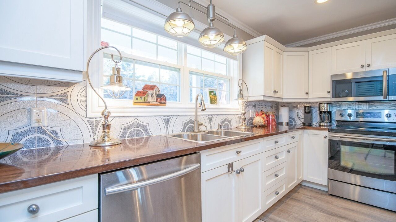 Photo of Kitchen in Cable Head East