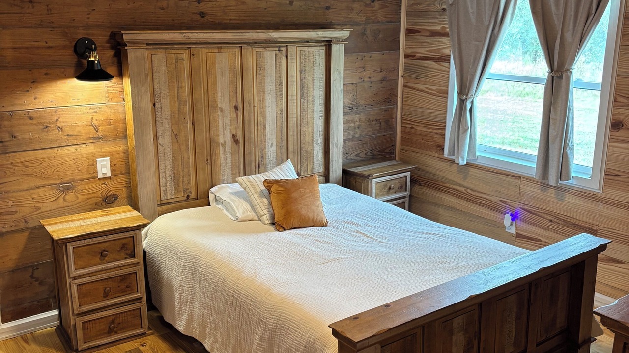 Photo of Bedroom in Cotton Gin