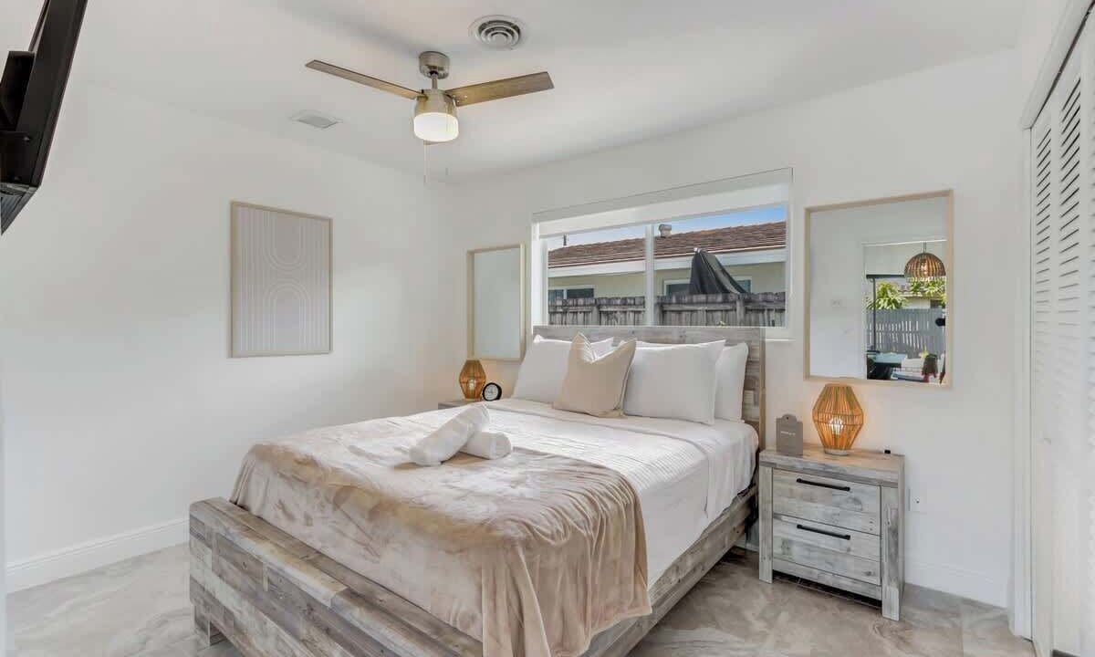 Photo of Bedroom in Ojus