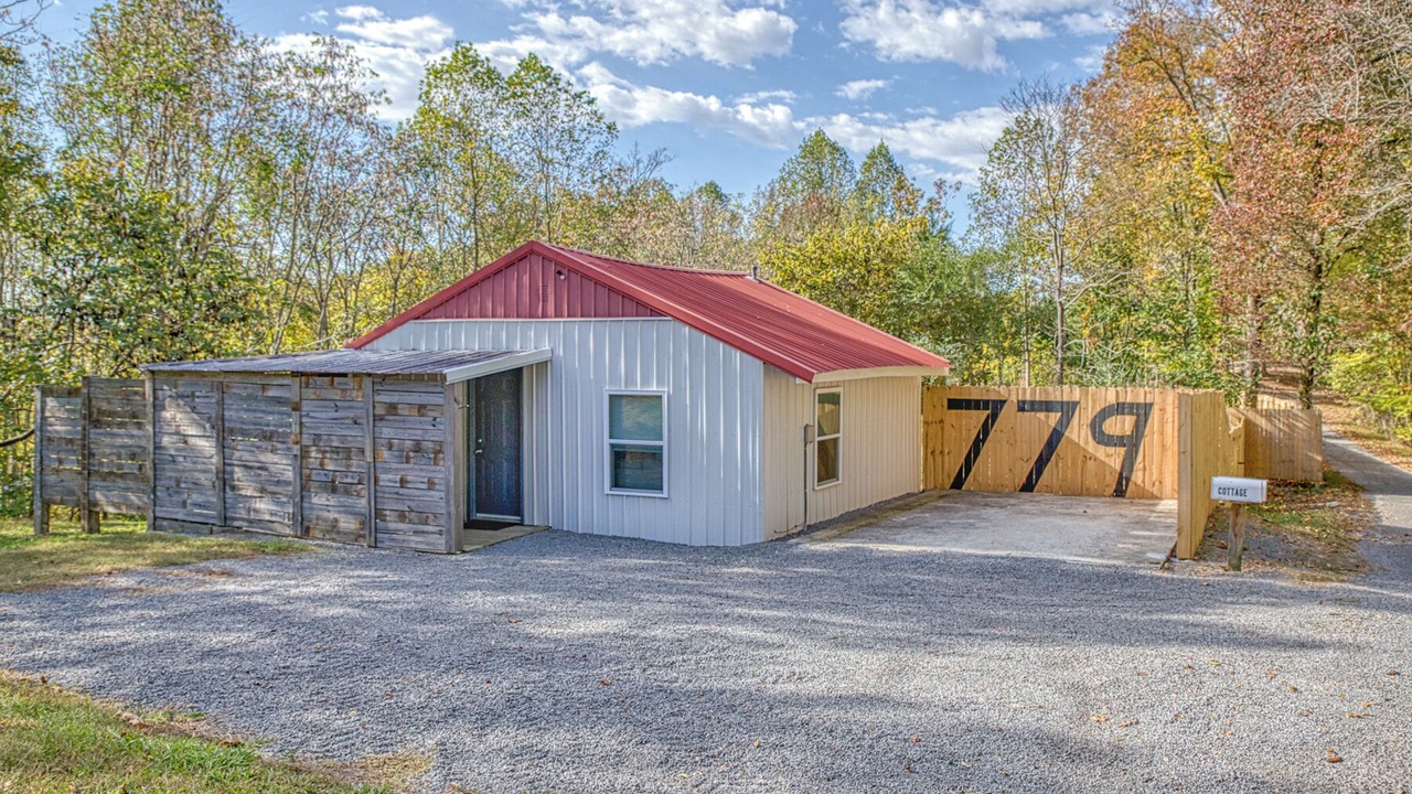 Photo of Outdoor in Chestnut Mound