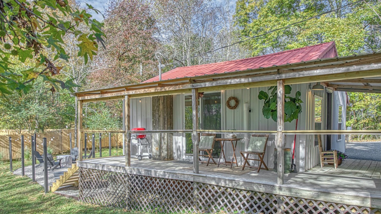 Photo of Patio Balcony in Chestnut Mound
