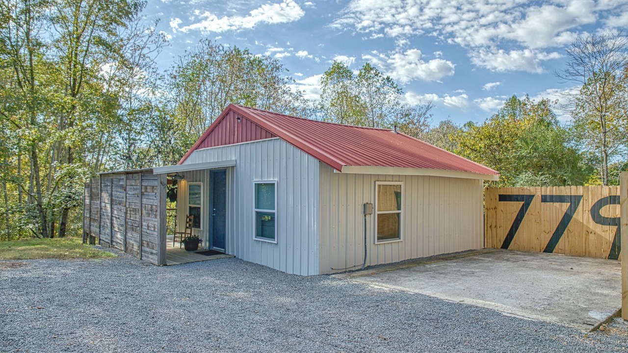 Photo of Outdoor in Chestnut Mound