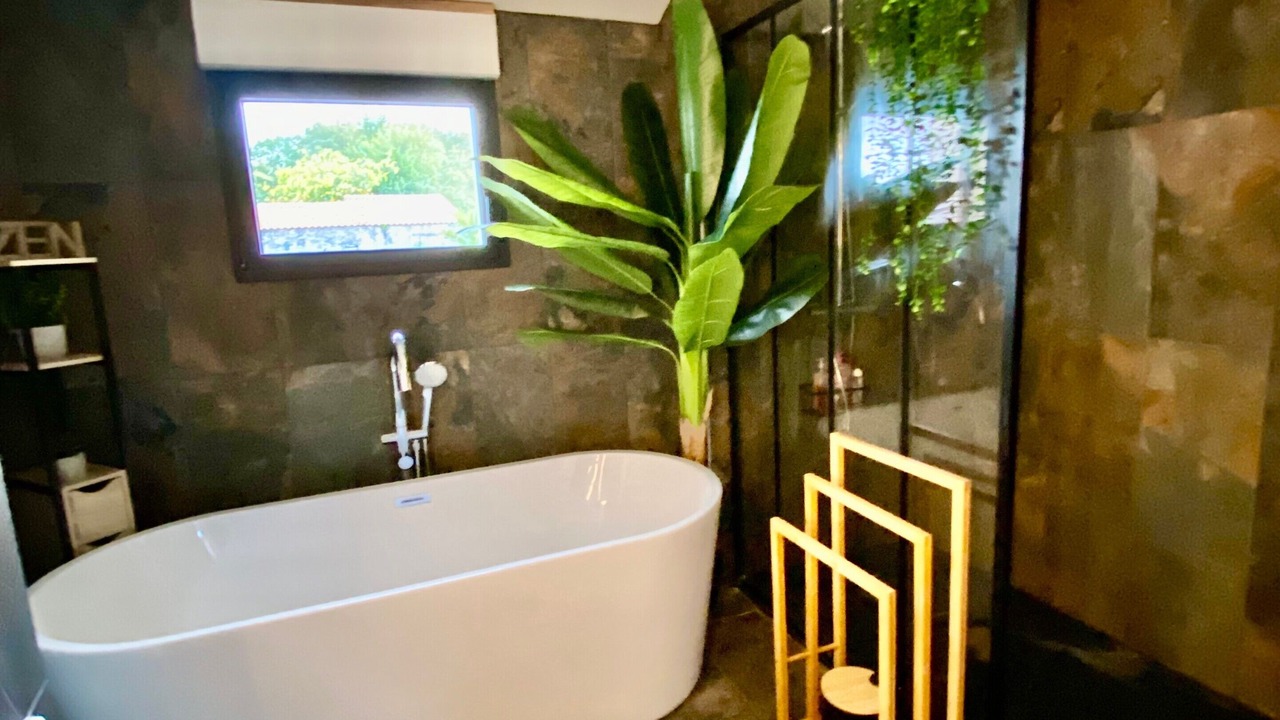 Photo of Bathroom in Saint-Mars-de-Coutais