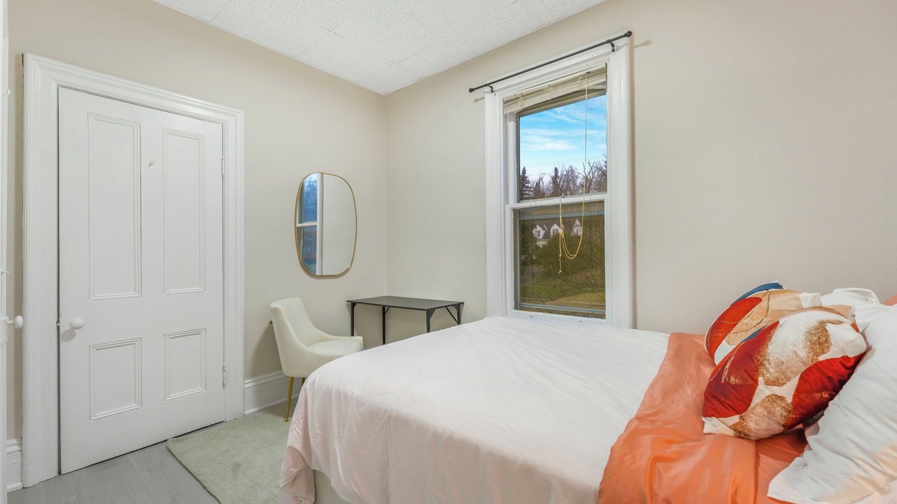 Photo of Bedroom in Barrie