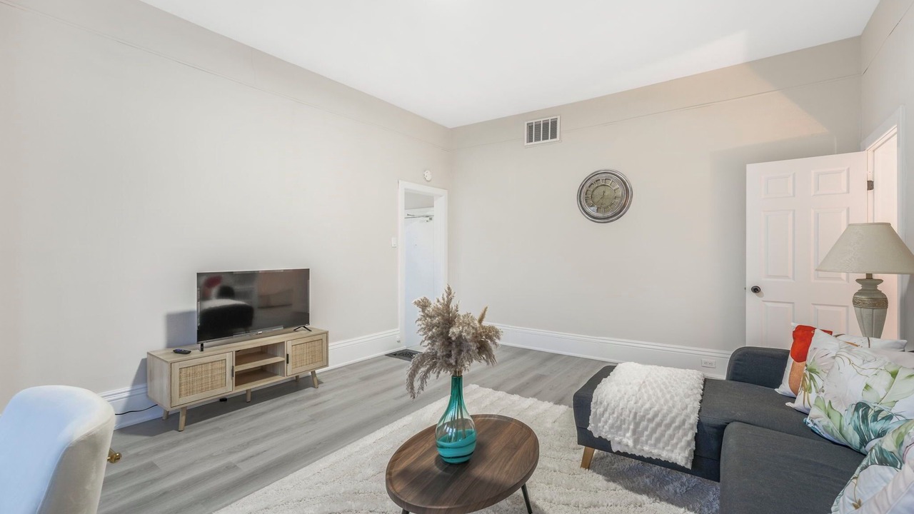 Photo of Livingroom in Barrie