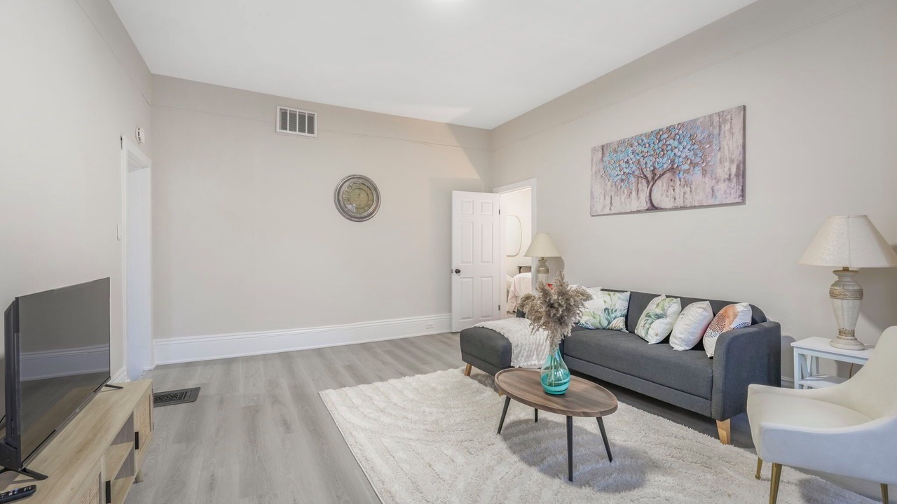 Photo of Livingroom in Barrie