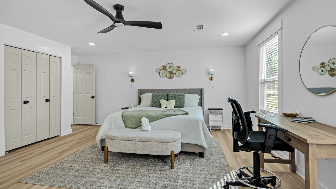Photo of Bedroom in Conway
