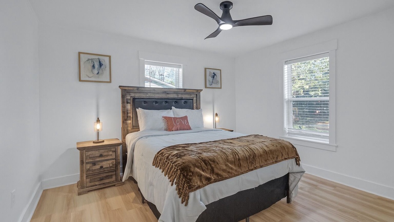 Photo of Bedroom in Conway