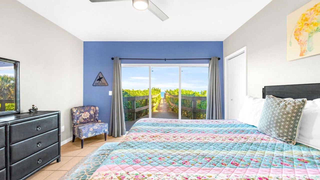 Photo of Bedroom in Melbourne Beach