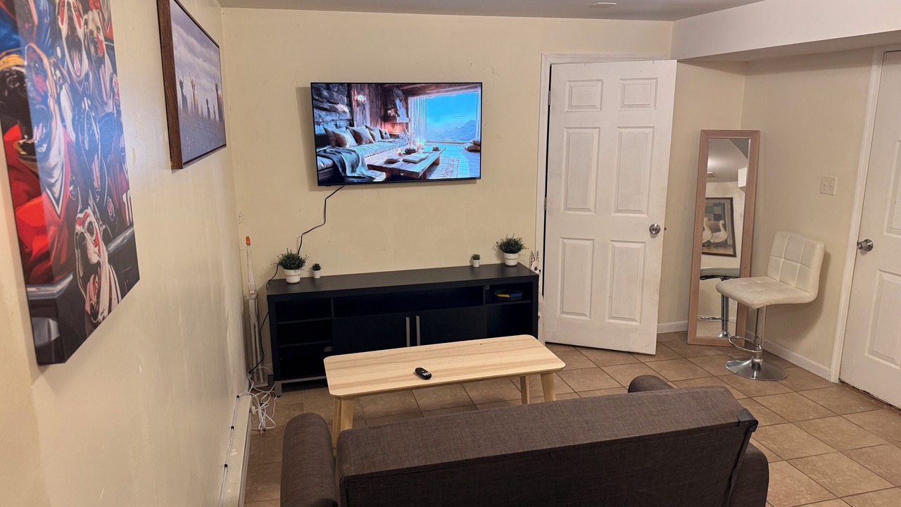 Photo of Livingroom in Weequahic