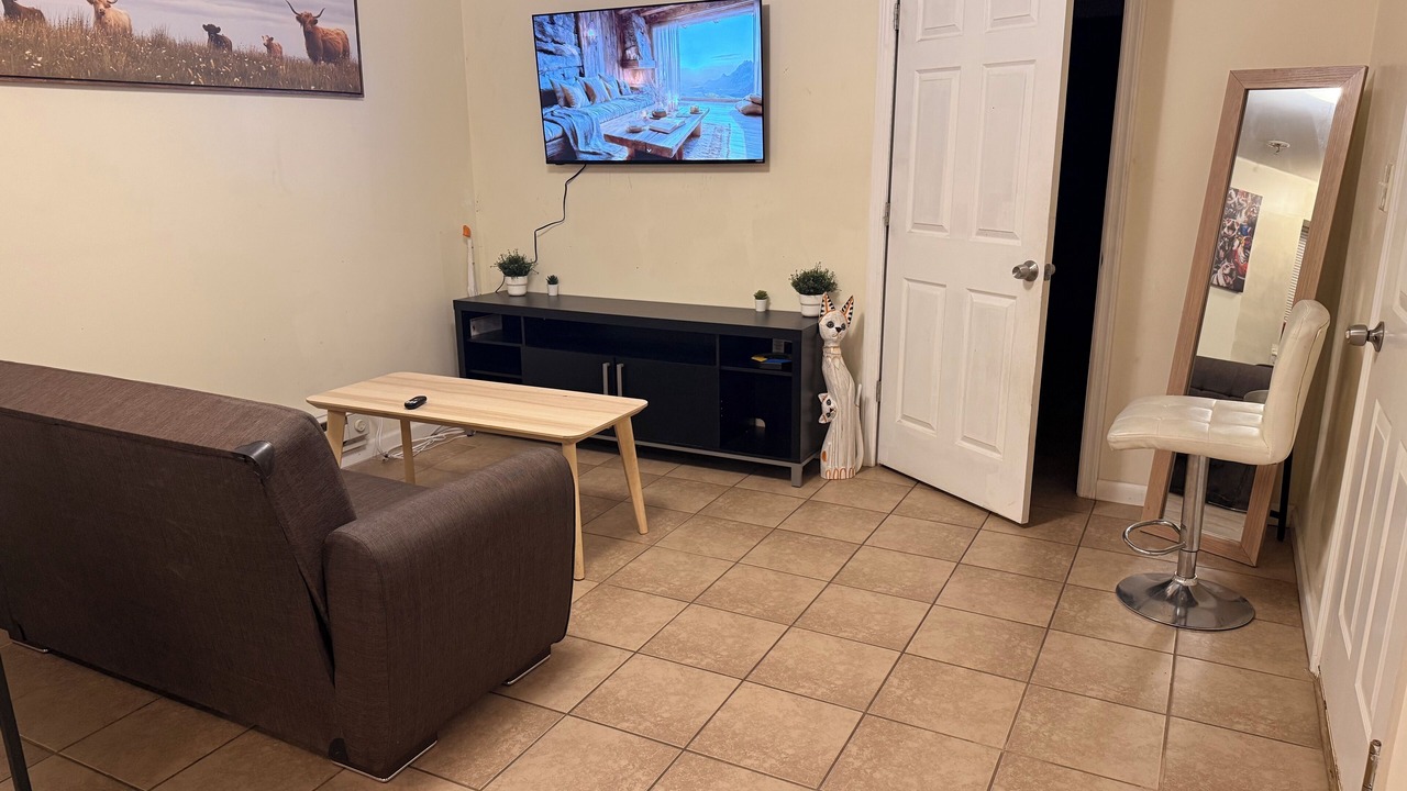 Photo of Livingroom in Weequahic