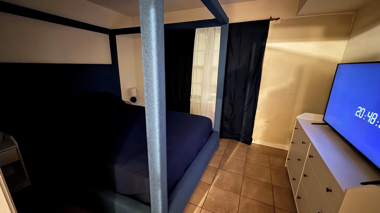 Photo of Bedroom in Weequahic