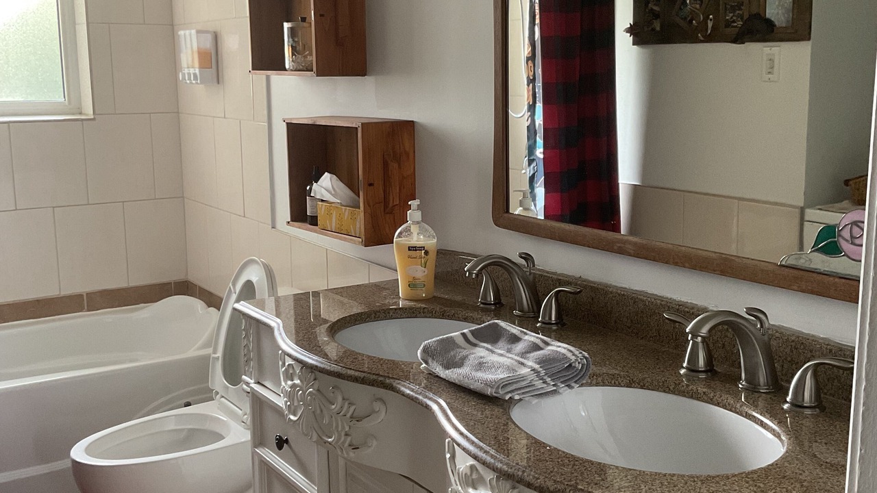 Photo of Bathroom in St. Jerome