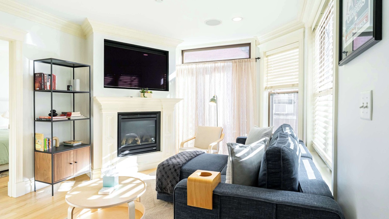 Photo of Livingroom in Fenway–Kenmore
