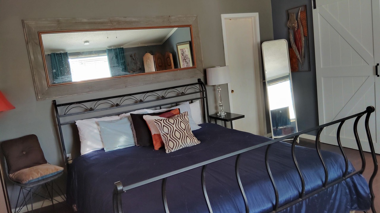 Photo of Bedroom in Lee's Summit