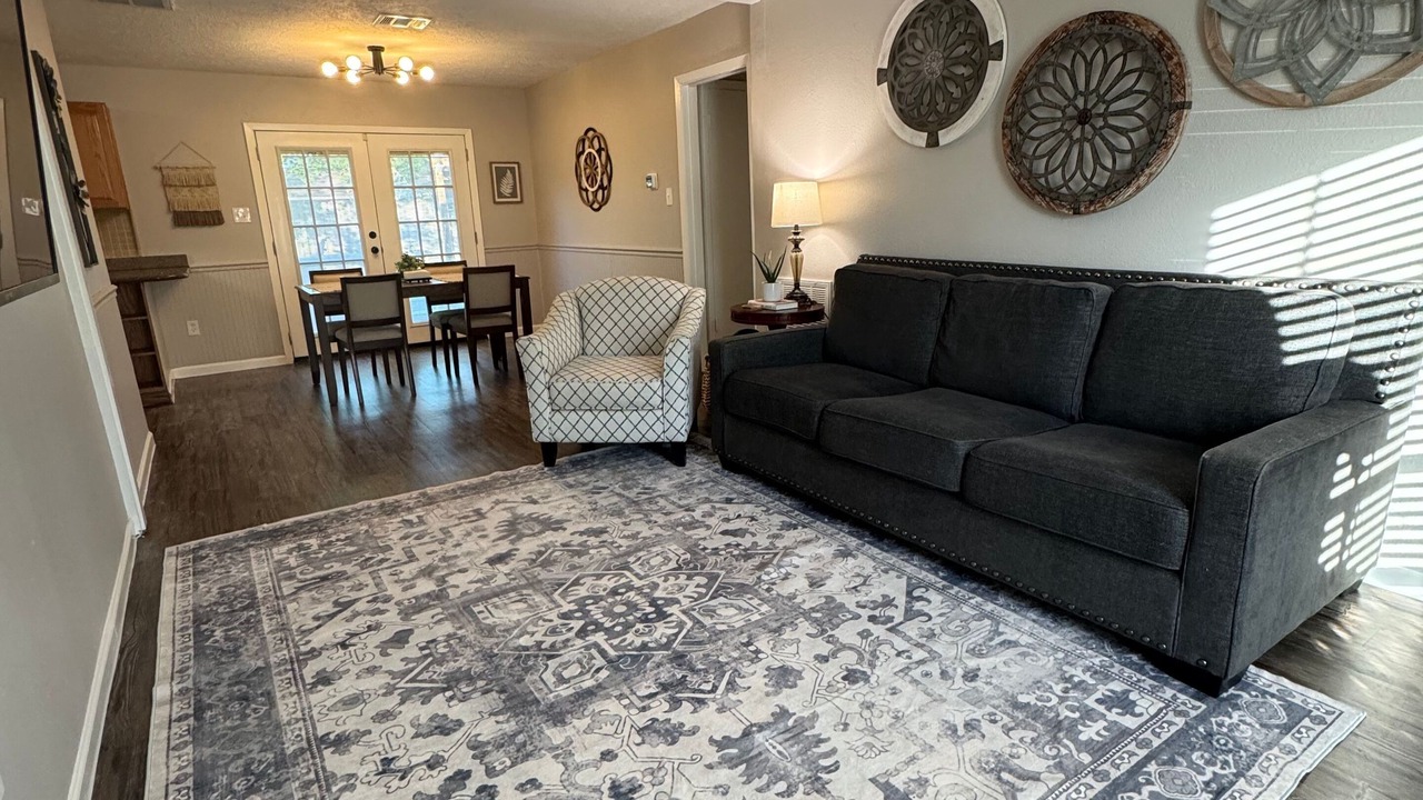 Photo of Livingroom in Friendswood
