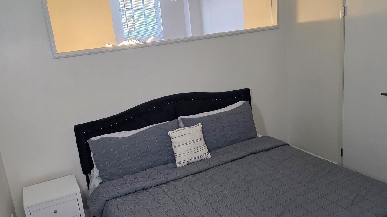 Photo of Bedroom in Wholesale District