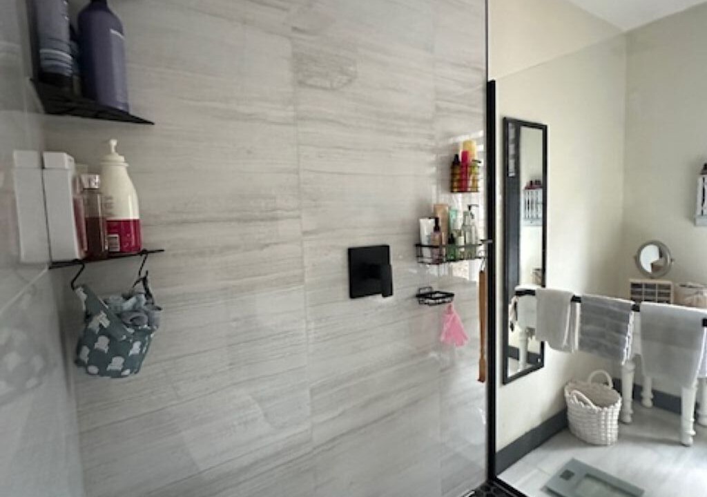 Photo of Bathroom in Mont-Laurier