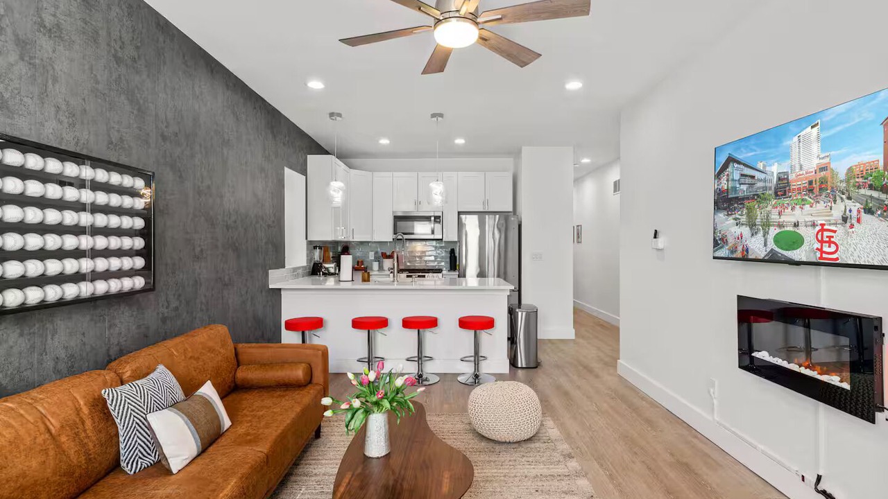 Photo of Livingroom in Tower Grove South