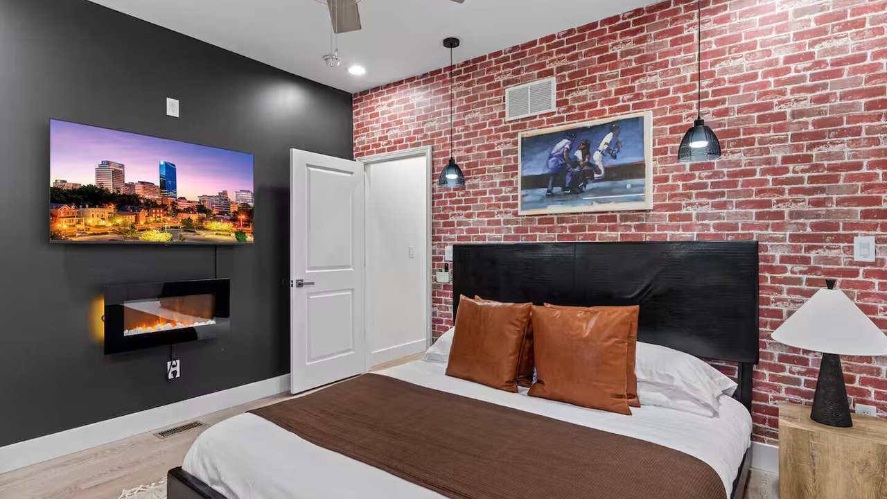 Photo of Bedroom in Tower Grove South