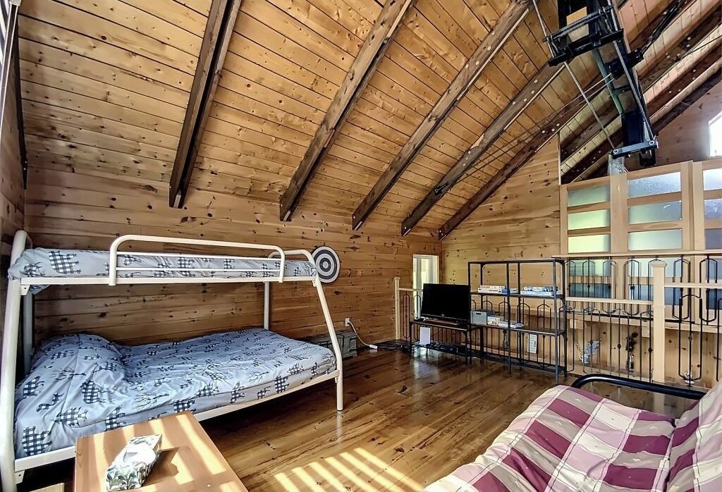 Photo of Bedroom in Chertsey