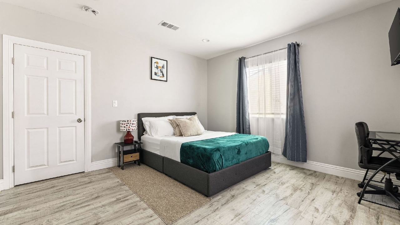 Photo of Bedroom in Los Angeles