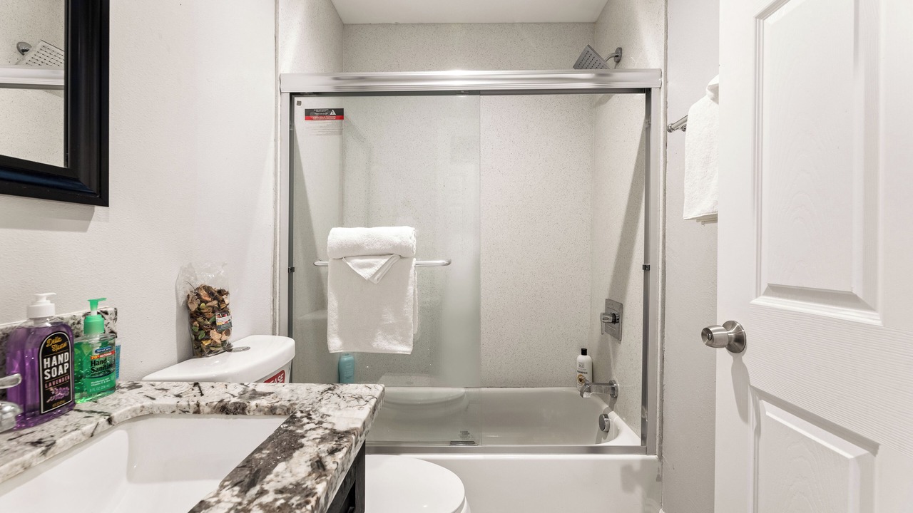 Photo of Bathroom in Los Angeles