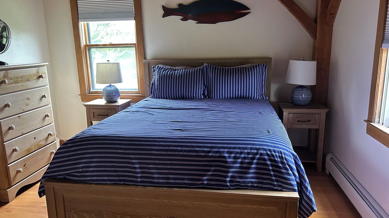 Photo of Bedroom in Tom Nevers