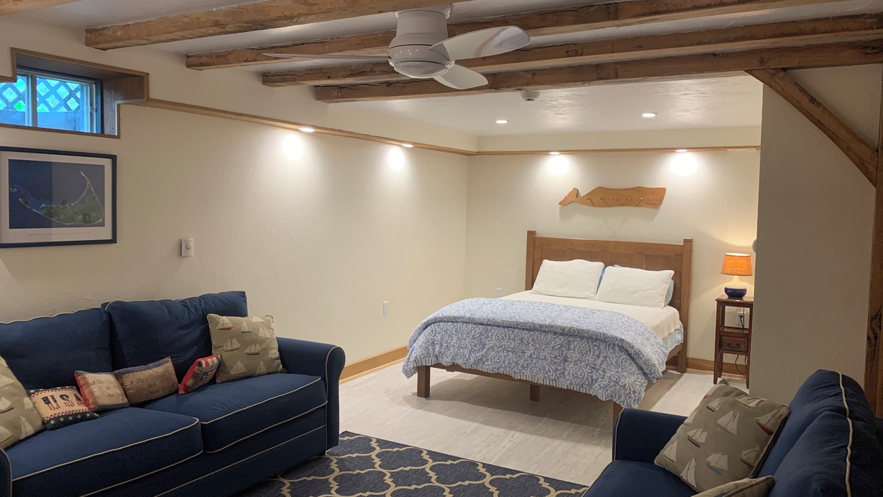 Photo of Bedroom in Tom Nevers