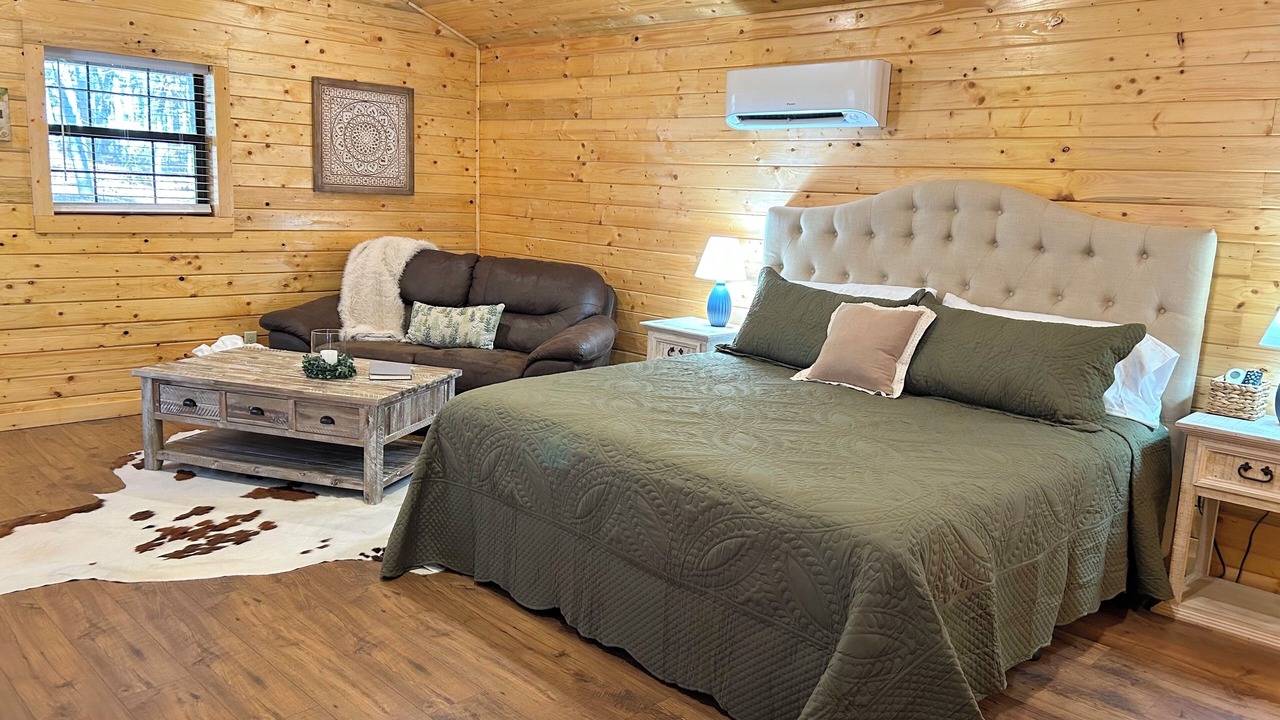 Photo of Bedroom in Broken Bow
