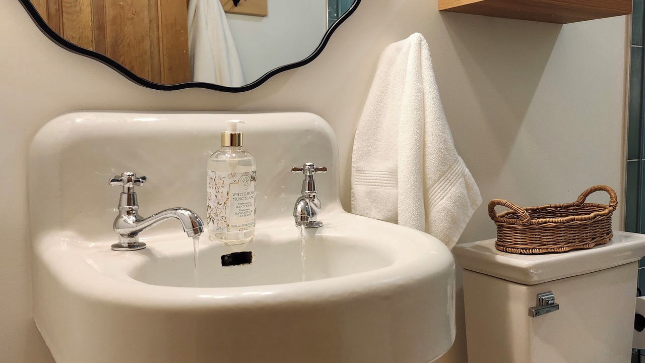 Photo of Bathroom in Doon South