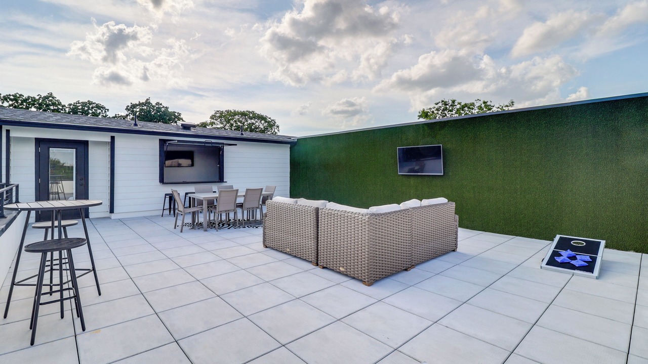 Photo of Outdoor in Central Arlington