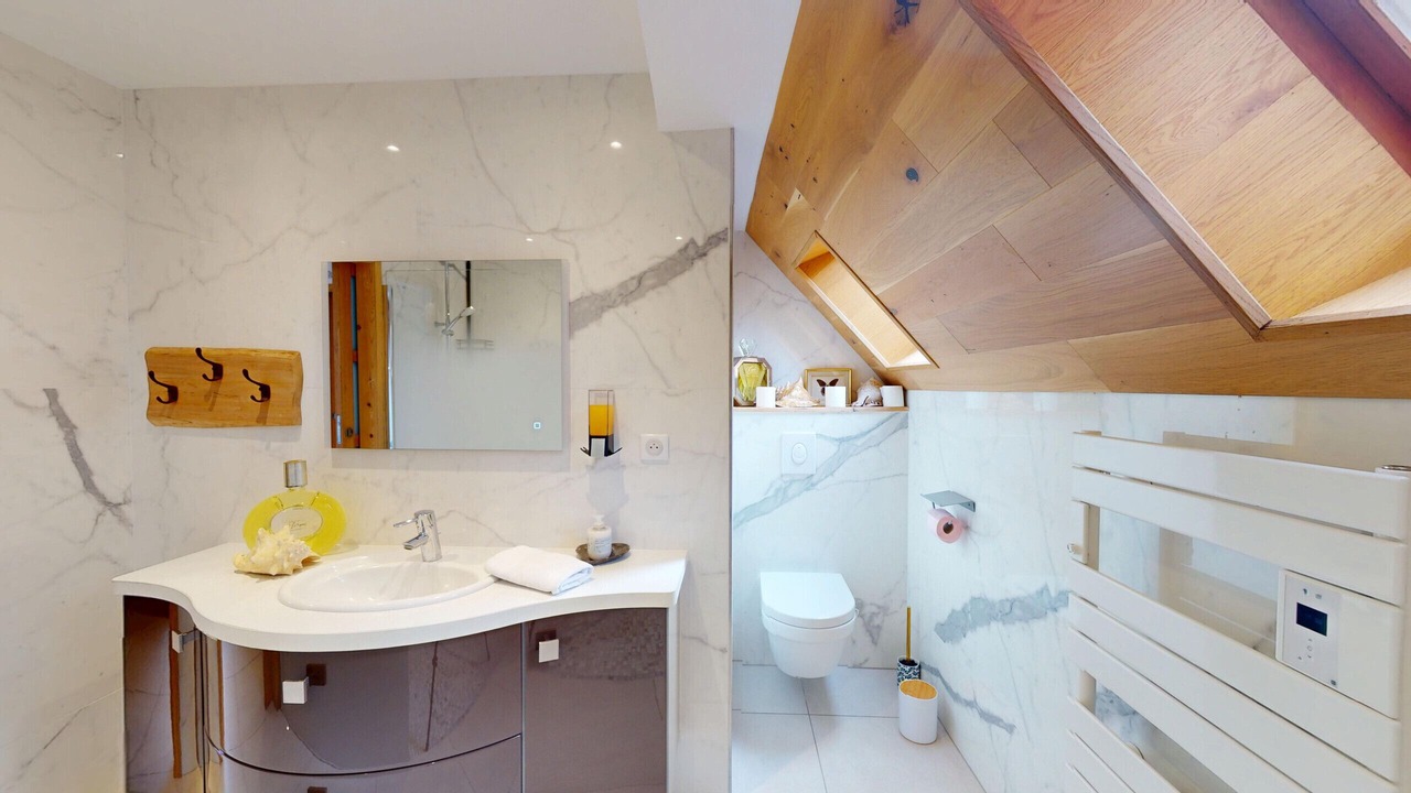 Photo of Bathroom in Epfig