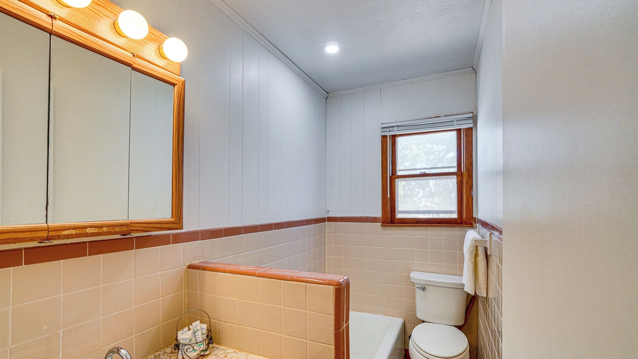 Photo of Bathroom in Aspermont