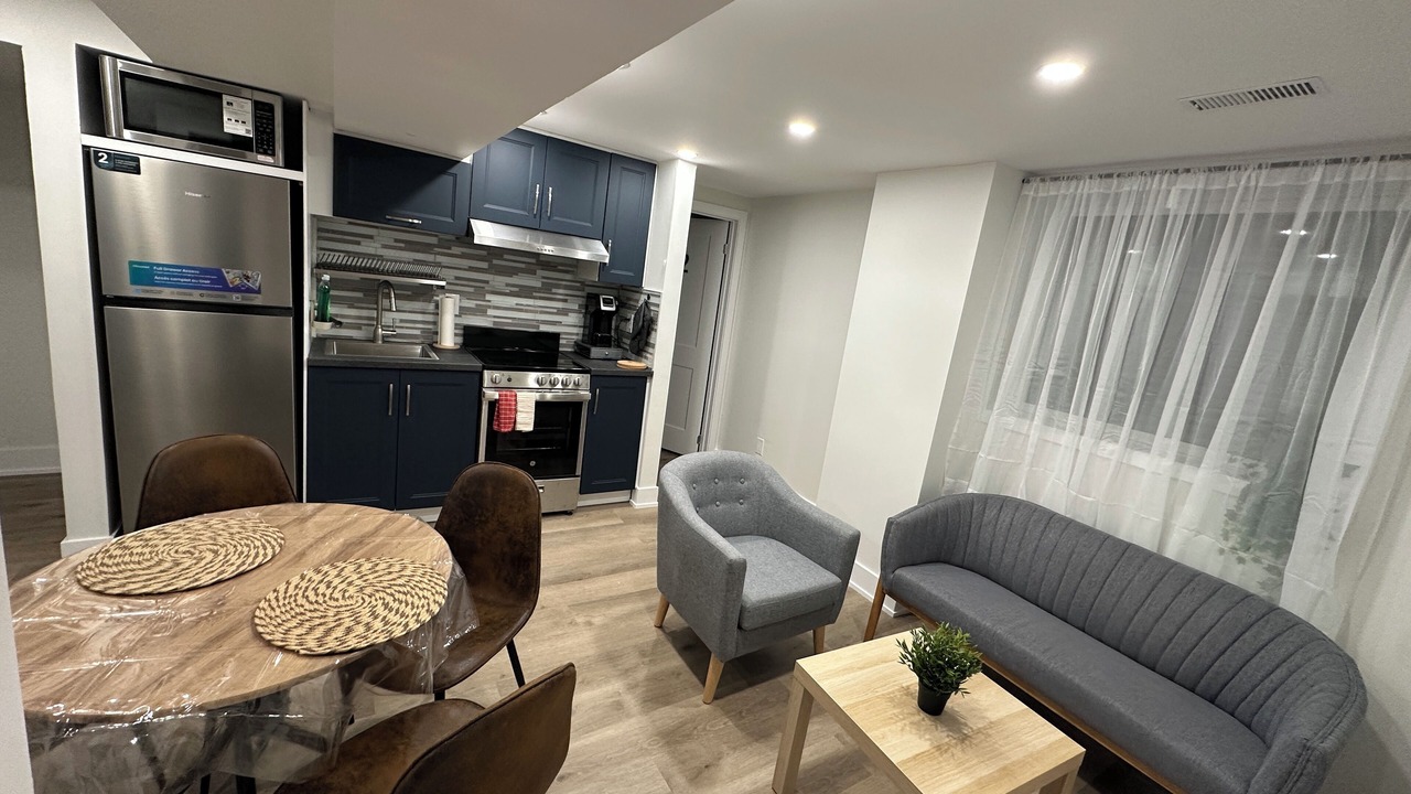 Photo of Bedroom in Thornhill
