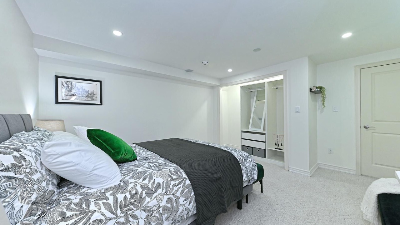 Photo of Bedroom in Aldershot