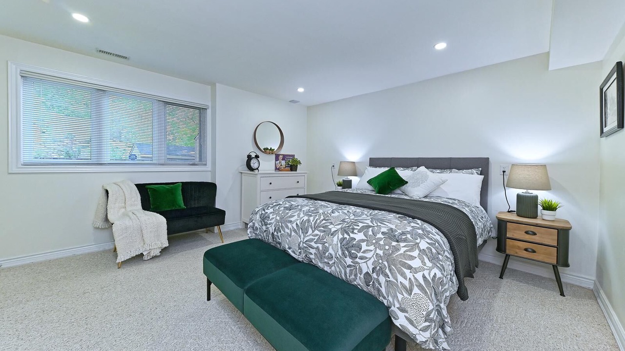 Photo of Bedroom in Aldershot
