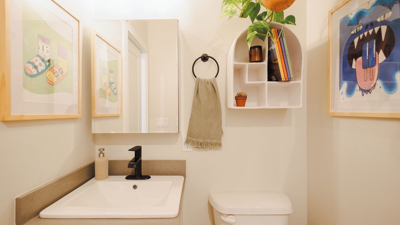 Photo of Bathroom in Cornwall Park