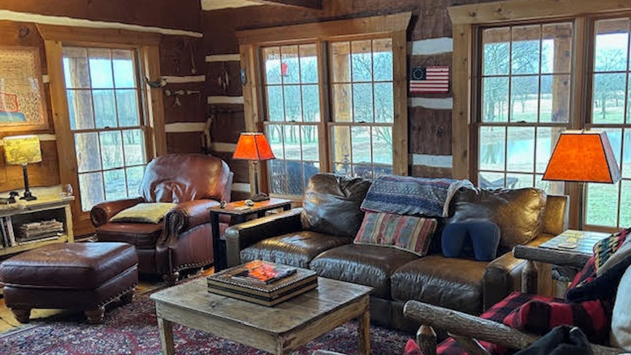Photo of Livingroom in Drexel